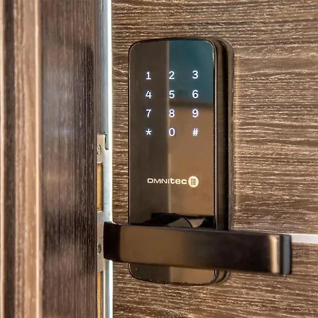 Smile Luxury نيرخا