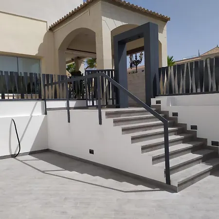 Smile Luxury * نيرخا